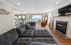3232 SUNSET Blvd, Seaside, OR 97138