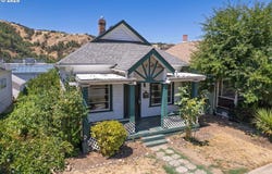 1414 SE MILL ST, Roseburg, OR 97470