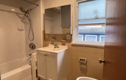 162 Pine St, Quincy, MA 02170