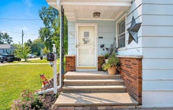1419 POWERS Street, OSHKOSH, WI 54901