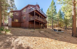 12386 Snowpeak Way, Truckee, CA 96161