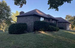 201 W River Bluff Drive, Ozark, MO 65721