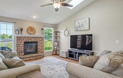 508 Southview Drive, Waterloo, IL 62298