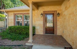 100 E St Andrews Loop, Kerrville, TX 78028