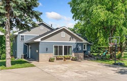 1094 Barton Avenue NW, Buffalo, MN 55313
