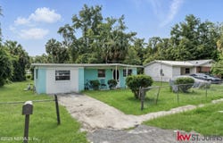 440 N FERN Street, San Mateo, FL 32187