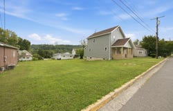 202 Western Avenue, Westover, WV 26501
