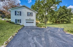 19427 Mercedes Drive, Abingdon, VA 24210