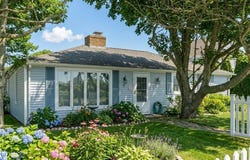 7 Conch Road, Narragansett, RI 02882