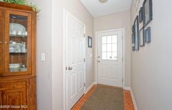 33 Stacey Court, Colonie, NY 12047