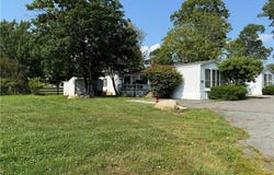 225 Brayton Avenue, Tiverton, RI 02878