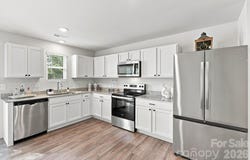 123 Villa Lane, Lincolnton, NC 28092