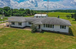 16485 E ROBIN Road, Mt Vernon, IL 62864