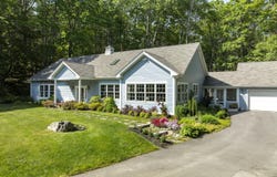 28 Evergreen Drive, Boothbay, ME 04537