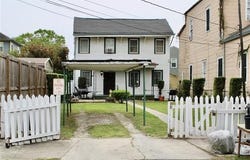 3320 BARONNE Street, New Orleans, LA 70115