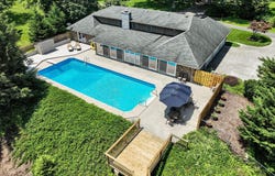 220 LONGVIEW BOULEVARD, GETTYSBURG, PA 17325