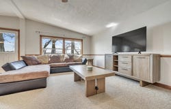 490 252nd Avenue, Orleans, IA 51360