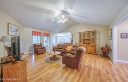 2711 Ashton Lane, Sevierville, TN 37876