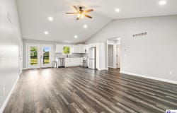 760 Leafdale Road, Hodgenville, KY 42748