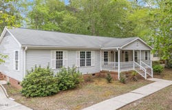 296 Beachwood Drive NW, Calabash, NC 28467