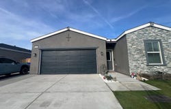 3305 Lilac View Court, Shafter, CA 93263