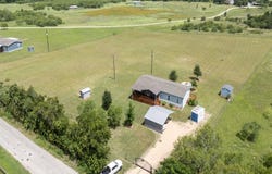 4220 Old McMahan RD, Lockhart, TX 78644