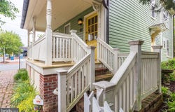 101 MULBERRY Street, SAINT MICHAELS, MD 21663