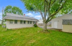 411 Harrison Ave, Manville Boro, NJ 08835-1919