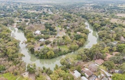 8 RIVER OAK DR, Seguin, TX 78155