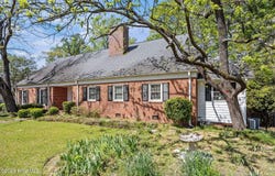 1104 W Rock Spring Road, Greenville, NC 27858