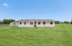 7112 Mitchell Drive, Terrell, TX 75160