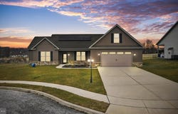 41 SMITH Circle, LITTLESTOWN, PA 17340