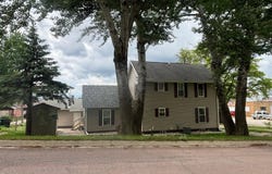 524 W Elm St, Cherokee, IA 51012