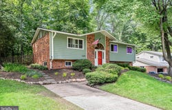 5209 STONINGTON DRIVE, FAIRFAX, VA 22032
