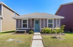 5521 Willamette Drive, Fort Worth, TX 76119