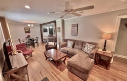 1917 Brooklane Dr., Hattiesburg, MS 39401