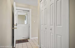47 Fayette Lane, Aberdeen, NJ 07747
