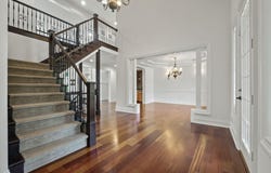 1695 Standish Court, Bloomfield Hills, MI 48302