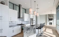 101 N QUEEN STREET, LANCASTER, PA 17603