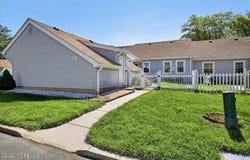 21 Plaza Del Campillo, Freehold, NJ 07728