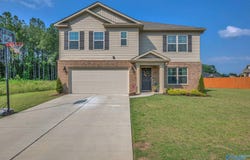 1111 Fountainview Drive SW, Hartselle, AL 35640