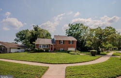 102 DARWIN DR, NEWARK, DE 19711