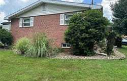 53 Central Drive, Parkersburg, WV 26105
