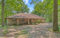 8756 W Farm Road 124, Springfield, MO 65802