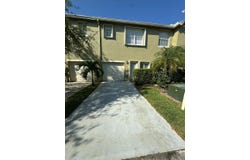 2136 SE Eatonville Drive, Port Saint Lucie, FL 34952