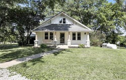 15604 Washington School Road, Excelsior Springs, MO 64024