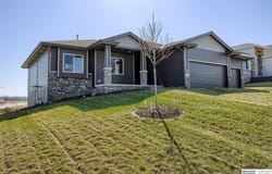 6021 N 168th Avenue, Omaha, NE 68116