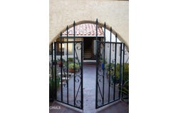 548 Live Oak Circle Drive, Calabasas, CA 91302
