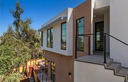 728 Bonita Dr, South Pasadena, CA 91030