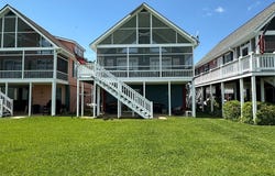 1049 Island Court, Summerton, SC 29148